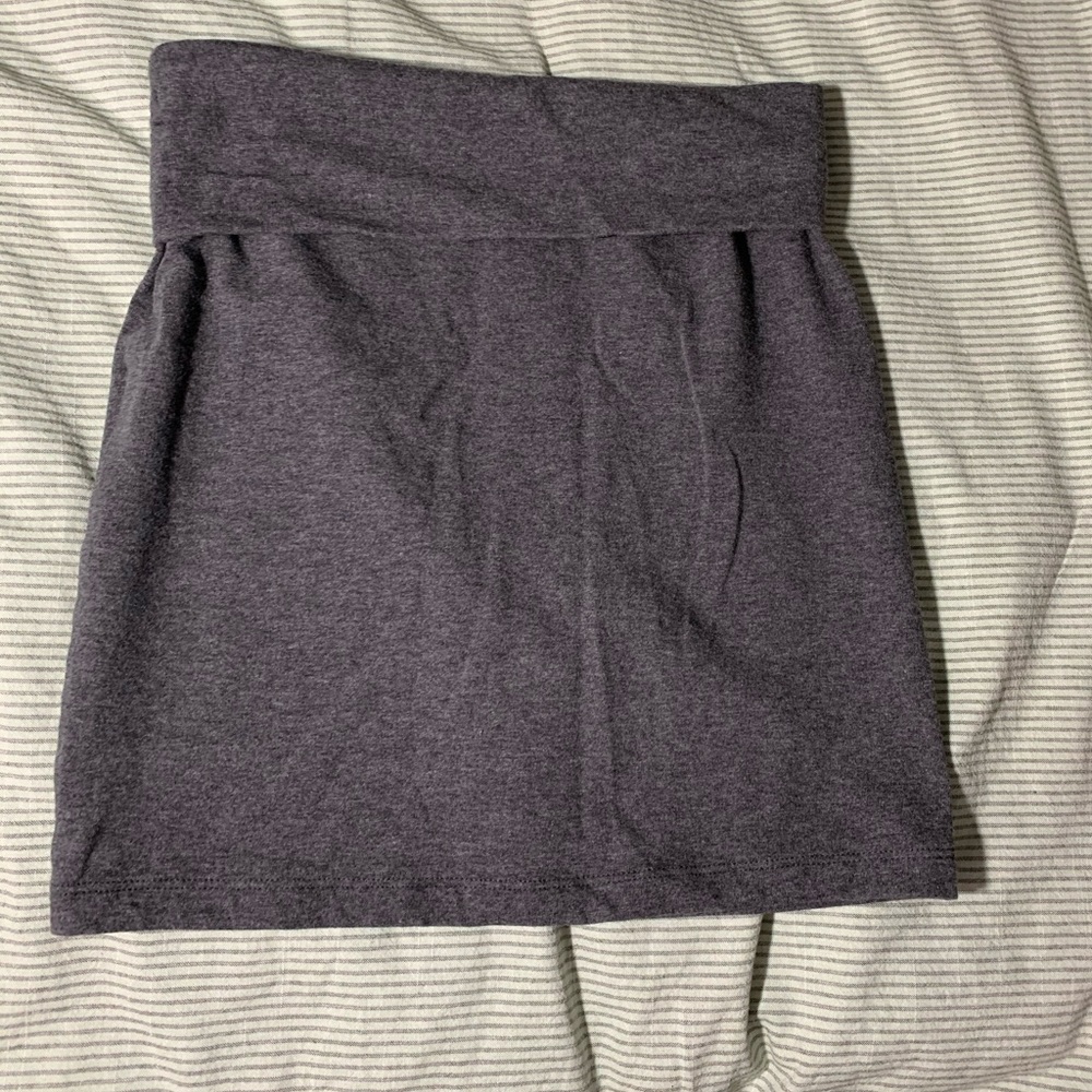 Grey mini skirt